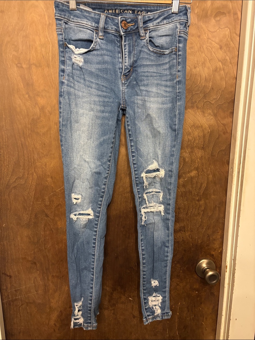 American Eagle Outfitters Light Wash Ripped Skinny Jeans